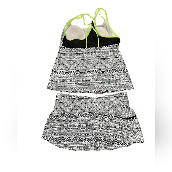 Kinesis XL 2 piece swimsuit - Picture 4 of 5